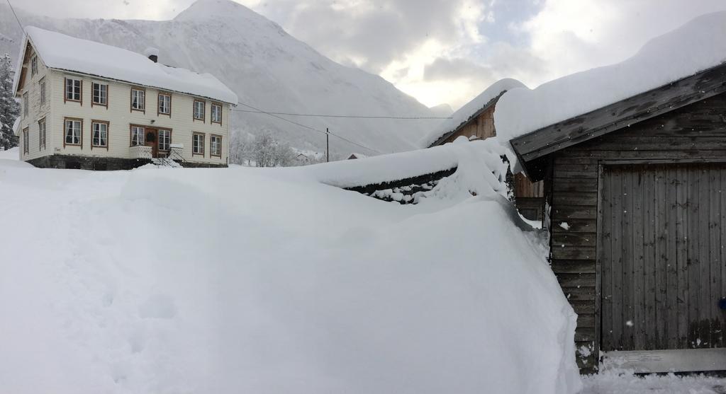 Overvoll Farm Stranda  Exterior foto